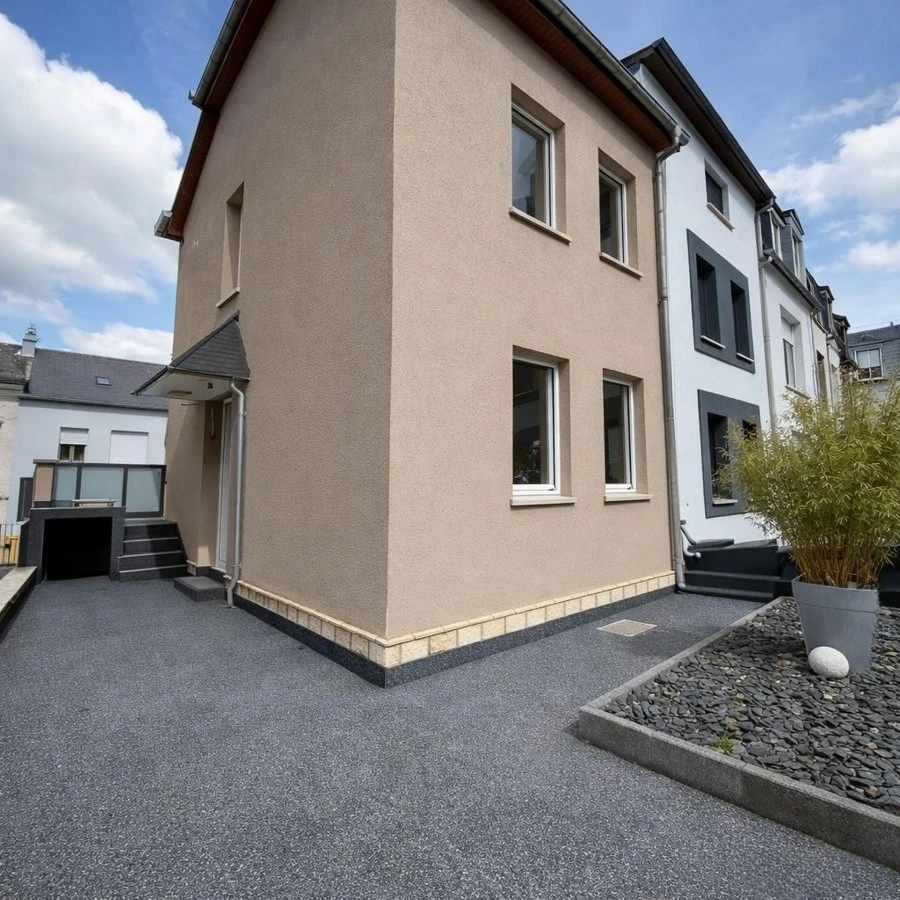 Flat in Luxembourg, Luxembourg, 120 m² - picture 1