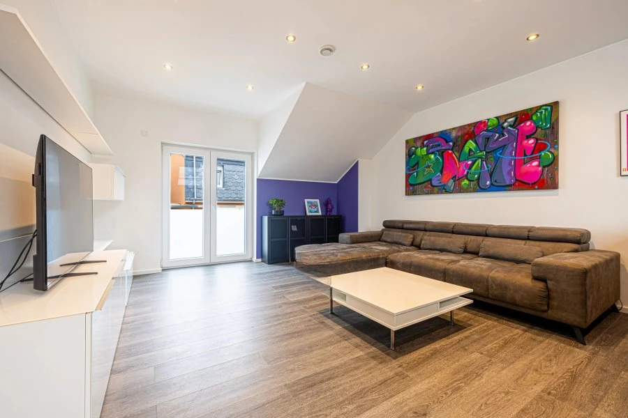 Flat in Luxembourg, Luxembourg, 82 m² - picture 2