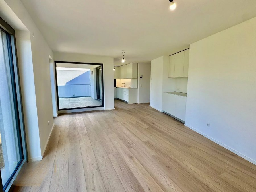 Flat in Luxembourg, Luxembourg, 98 m² - picture 6