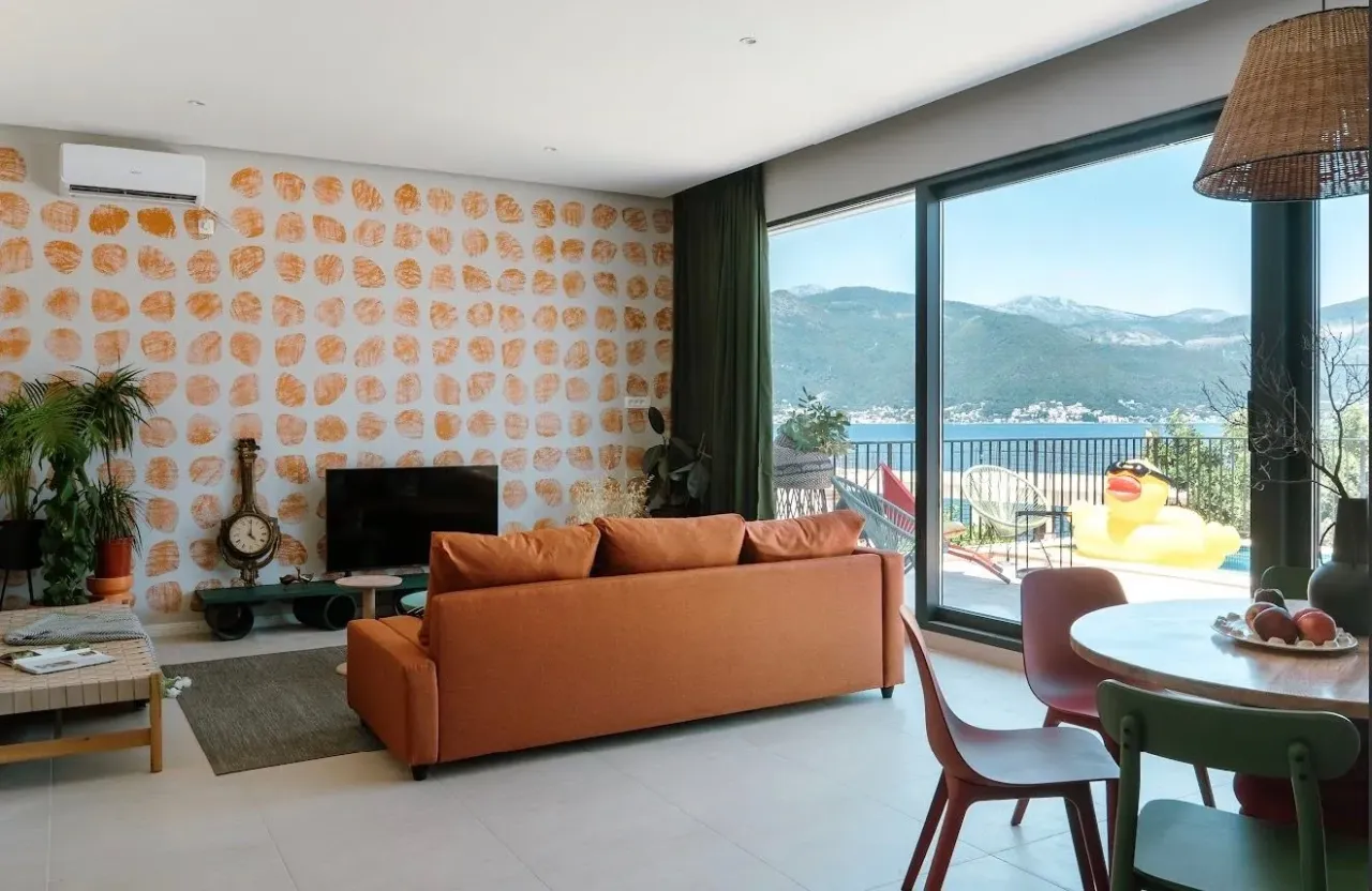 Villa a Tivat, Montenegro, 200 m² - foto 4