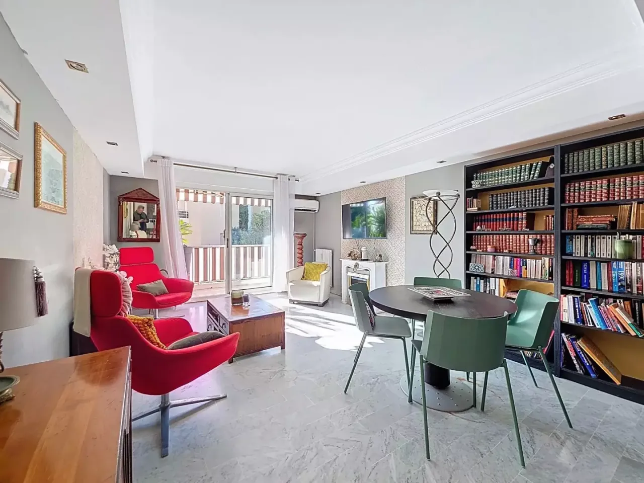 Apartment in Cannes, France, 93 m² - picture 6