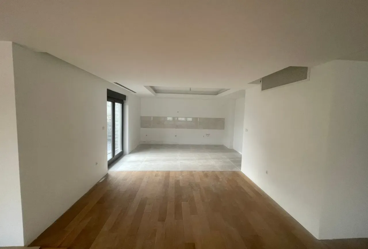 Villa à Tivat, Monténégro, 341 m² - image 9