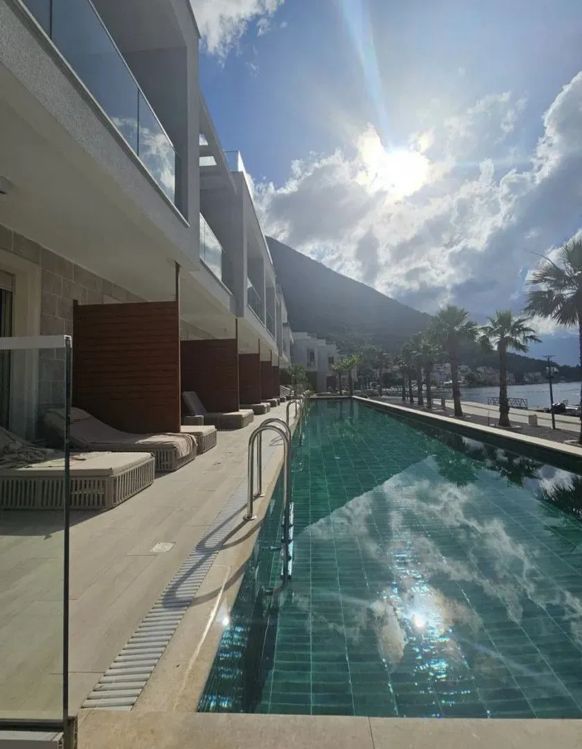 Apartment in Kotor, Montenegro, 7 000 m² - picture 10