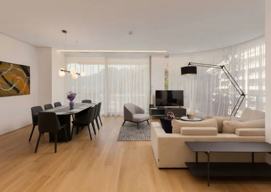 Apartamento en Budva, Montenegro, 519 m² - imagen 1