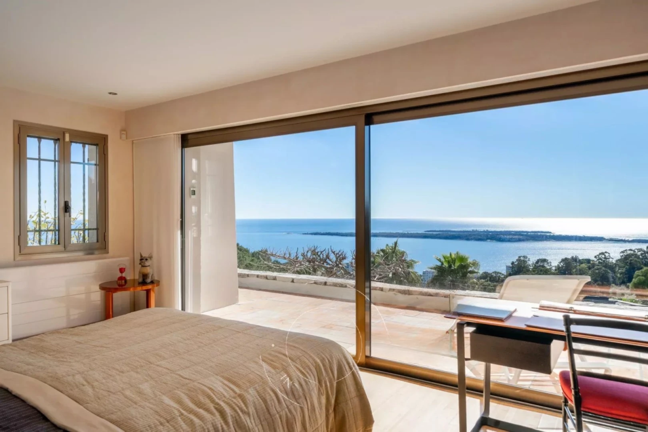Flat in Cannes, France, 227 m² - picture 5