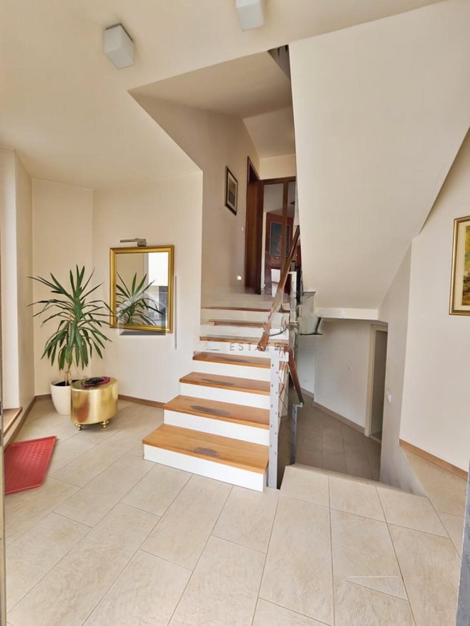 Casa a Lubiana, Slovenia, 332 m² - foto 3