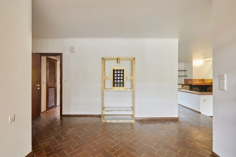 Flat in Luxembourg, Luxembourg, 335 m² - picture 6