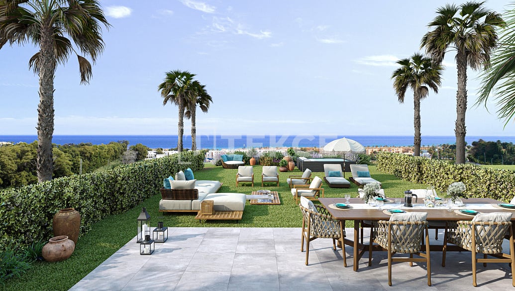 Apartment in Casares, Spain, 103 m² - picture 1