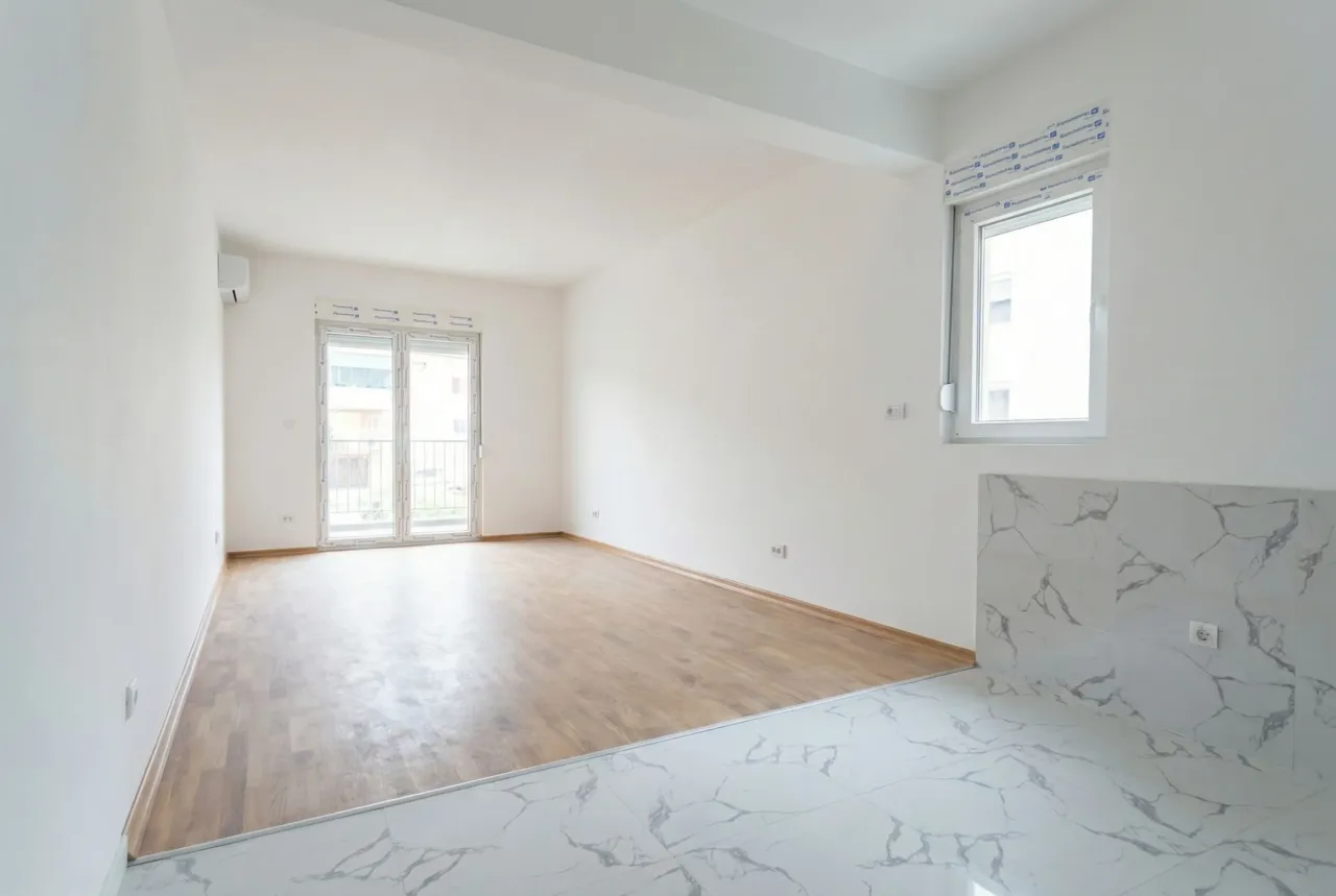 Flat in Budva, Montenegro, 52 m² - picture 11