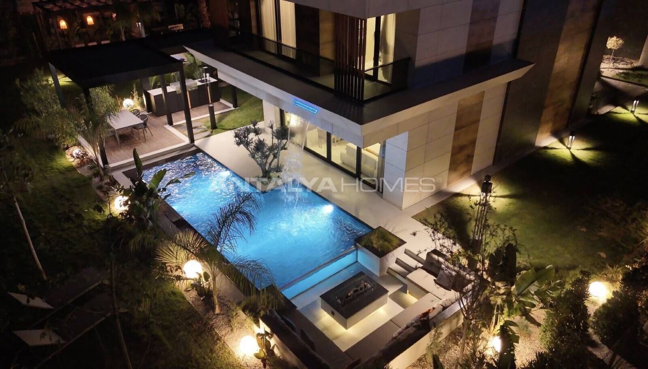 Villa a Milas, Turchia, 170 m² - foto 1