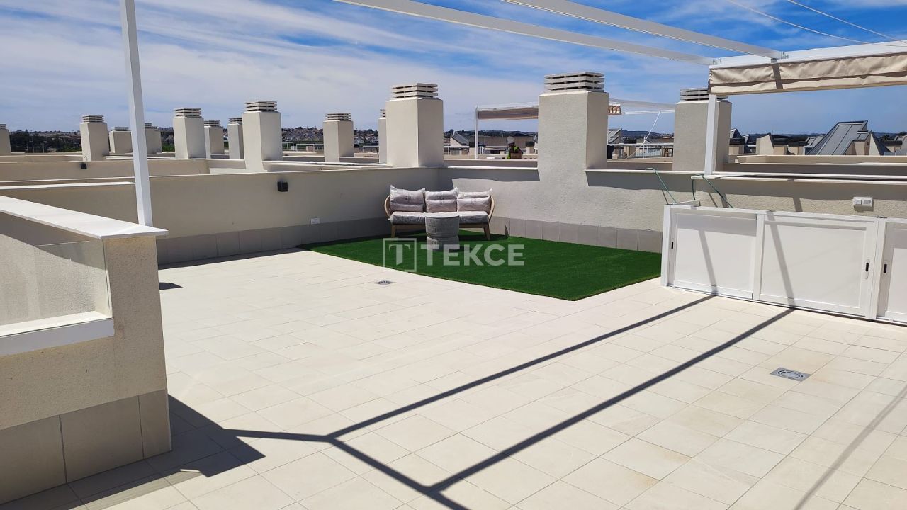 Apartment in Torrevieja, Spain, 92 m² - picture 19