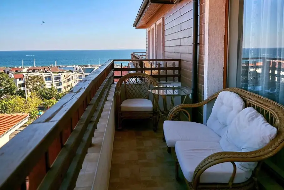 Flat in Sveti Vlas, Bulgaria, 113 m² - picture 1