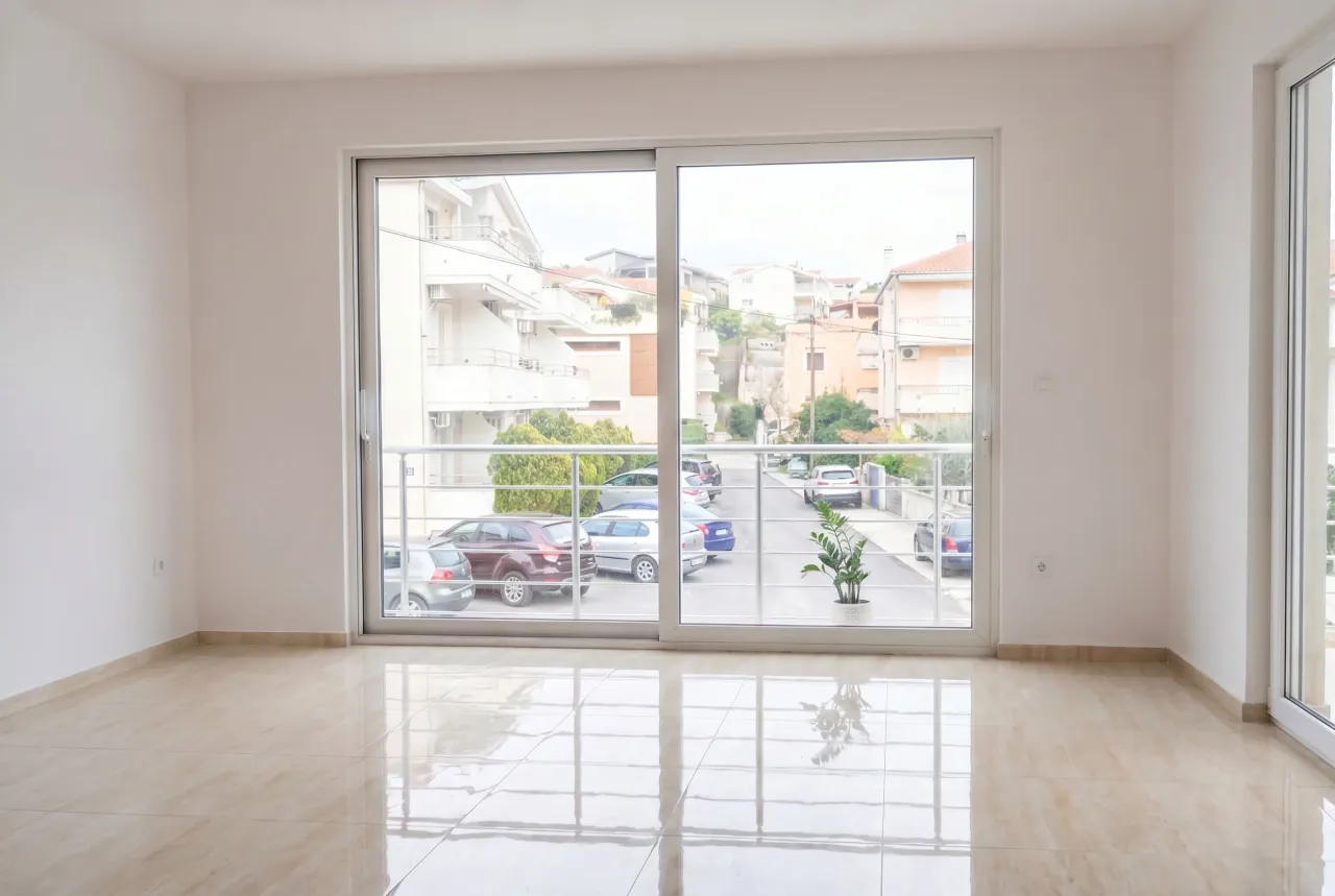 Piso en Herceg-Novi, Montenegro, 73 m² - imagen 3