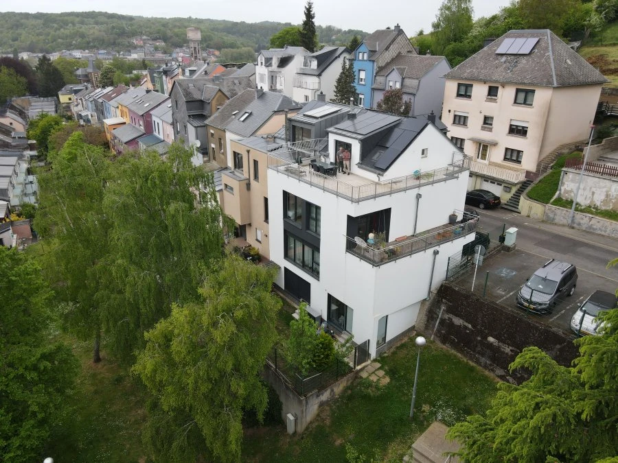 Flat in Luxembourg, Luxembourg, 190 m² - picture 1