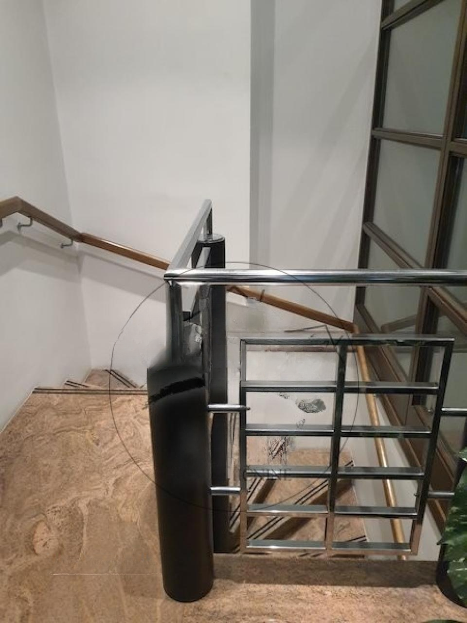Oficina en Liubliana, Eslovenia, 273 m² - imagen 7
