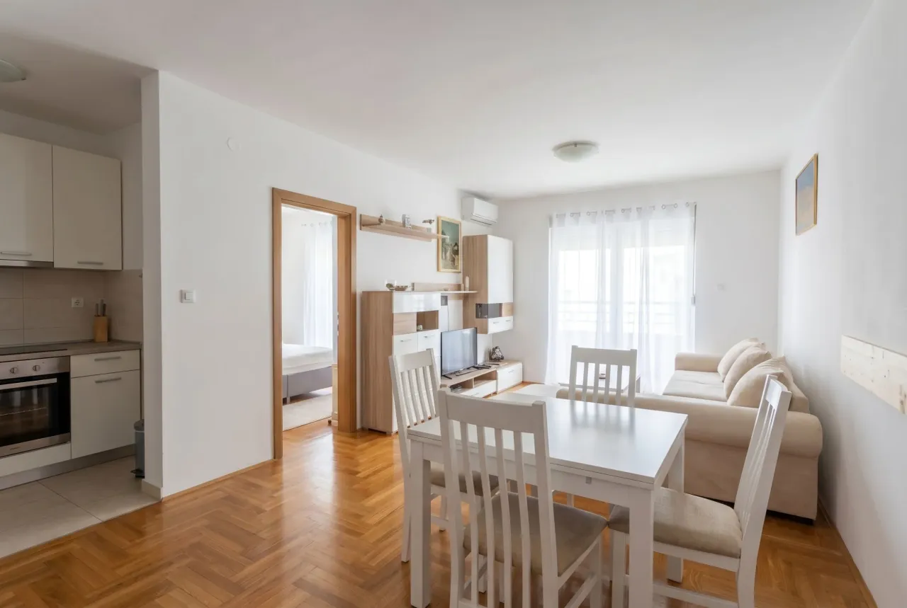 Flat in Budva, Montenegro, 45 m² - picture 3
