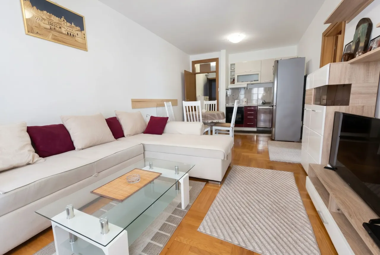 Flat in Budva, Montenegro, 45 m² - picture 7