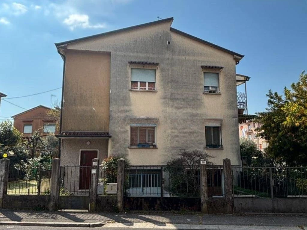 Flat in Gorizia, Italy, 148 m² - picture 2