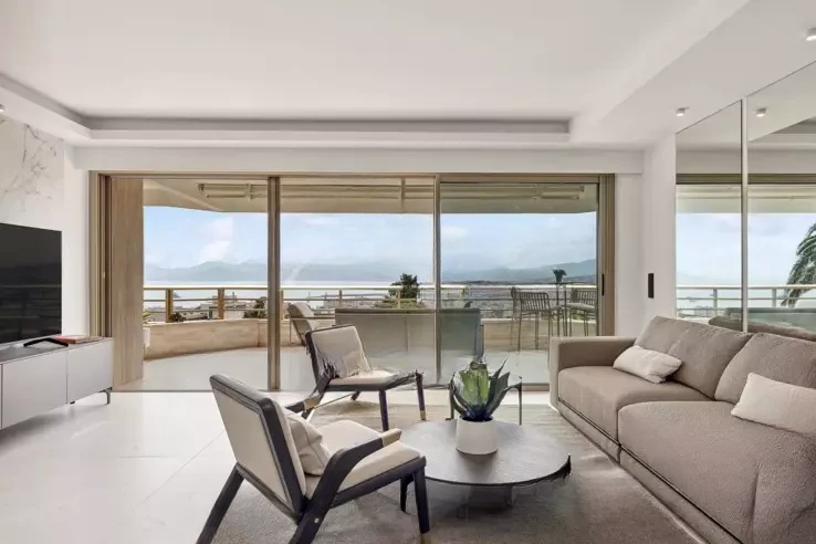 Appartamento a Cannes, Francia, 91 m² - foto 1