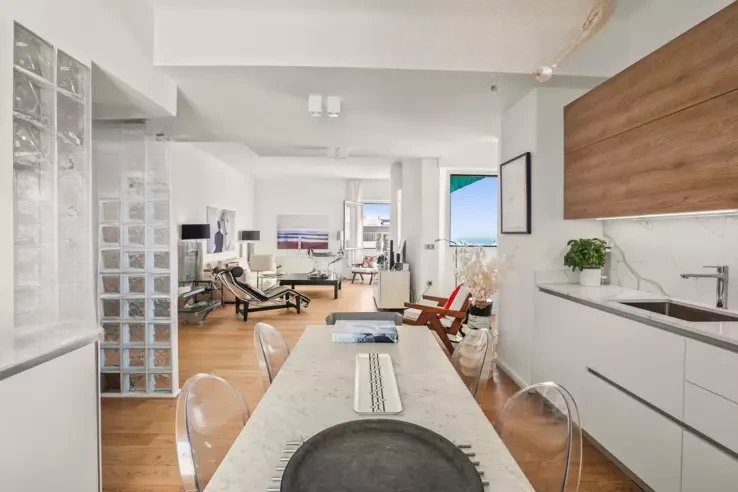 Appartement à Cannes, France, 93 m² - image 1