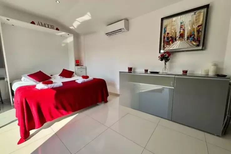 House in Cannes, France, 60 m² - picture 2