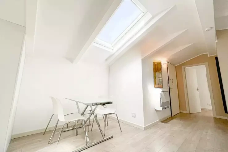 Flat in Cannes, France, 49 m² - picture 2