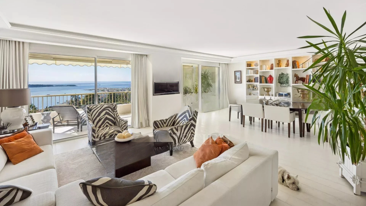 Flat in Cannes, France, 108 m² - picture 5