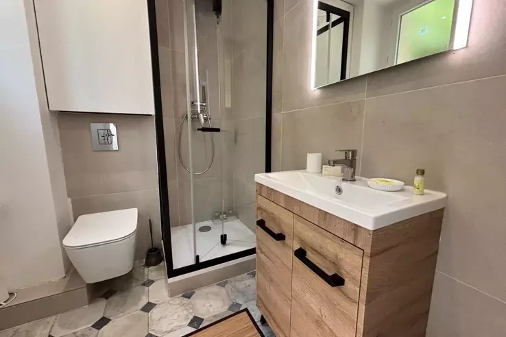 Flat in Cannes, France, 17 m² - picture 3