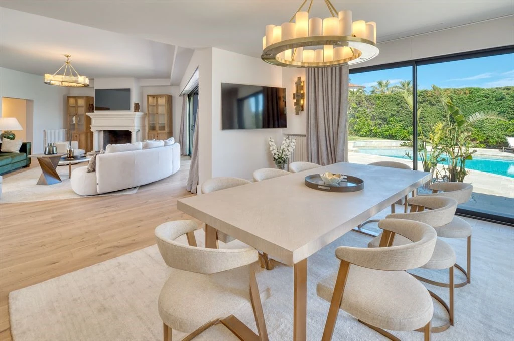 Flat in Cannes, France, 416 m² - picture 9