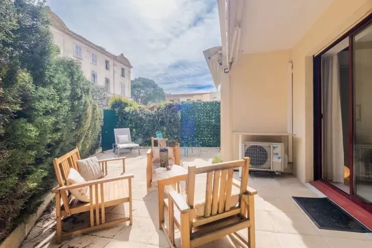Flat in Cannes, France, 70 m² - picture 5