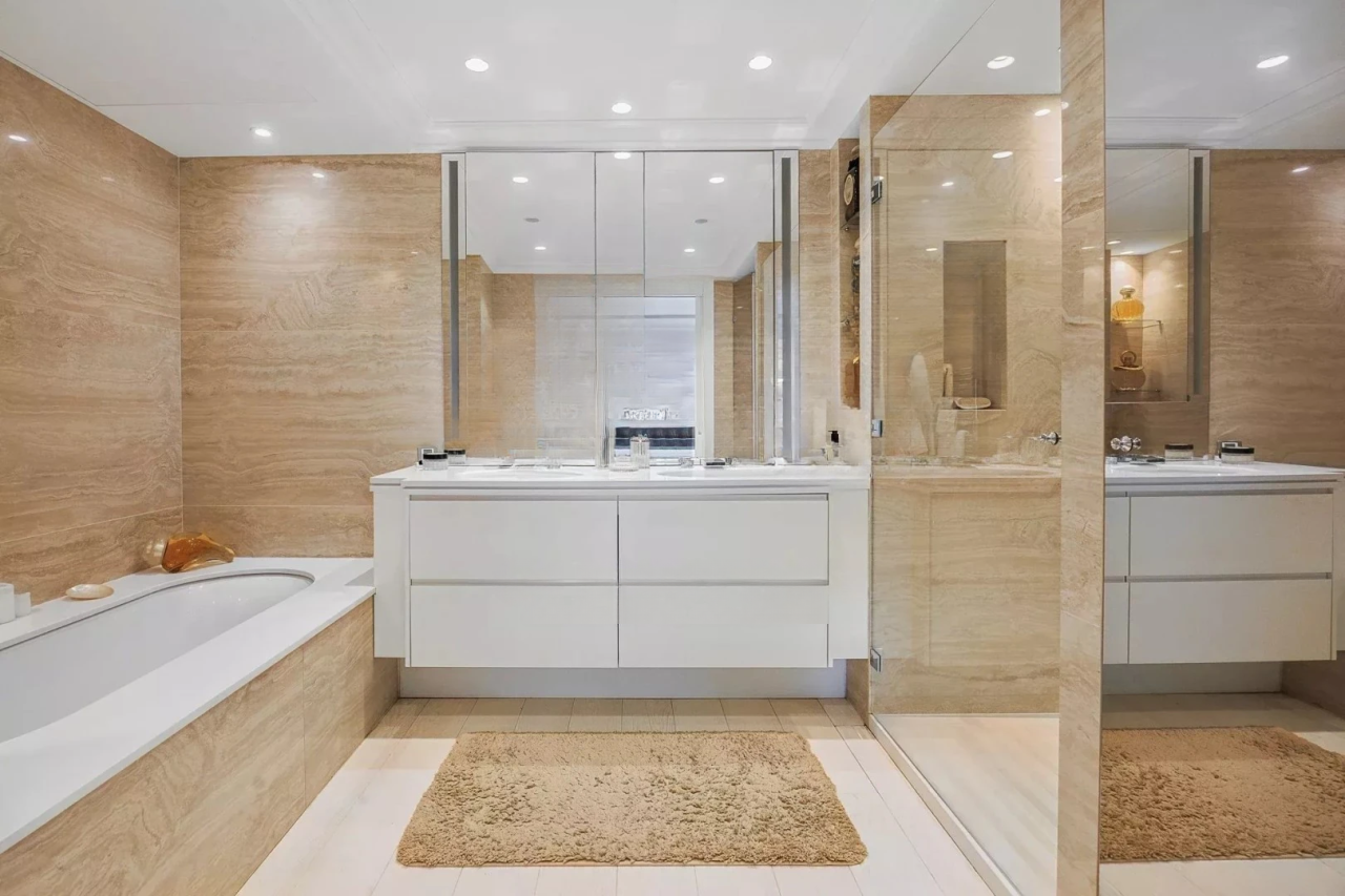Flat in Cannes, France, 108 m² - picture 14
