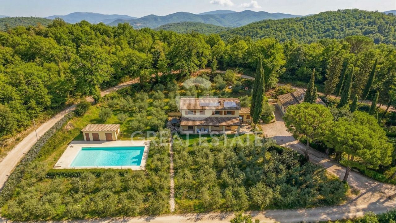 Haus in Corciano, Italien, 1 052.7 m² - Foto 1