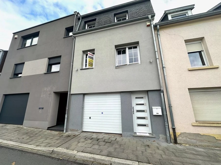 Flat in Luxembourg, Luxembourg, 111 m² - picture 1