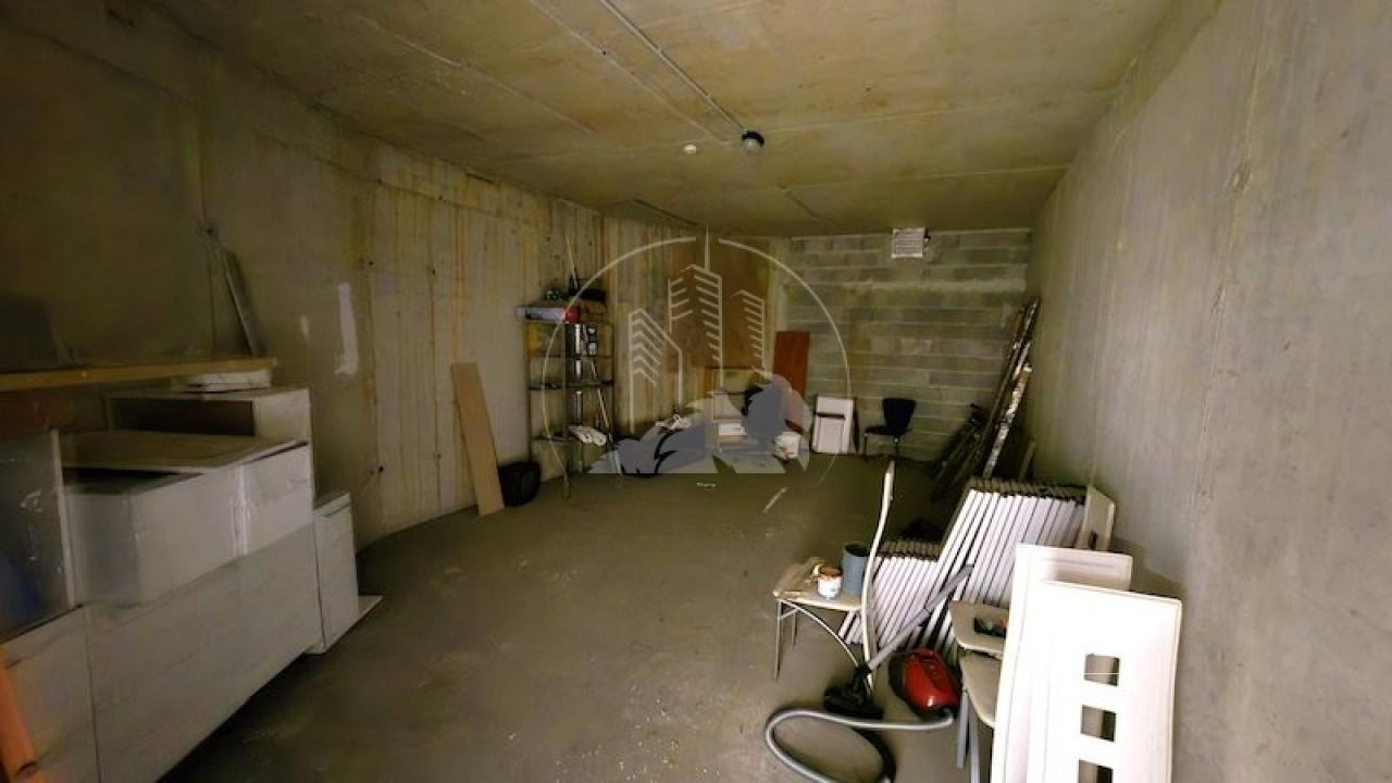 Office in Ljubljana, Slovenia, 45 m² - picture 1