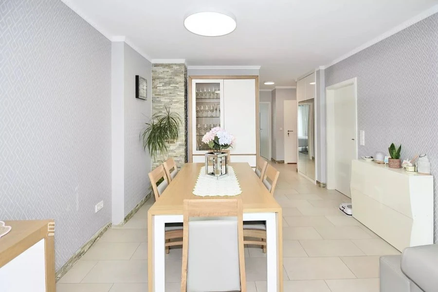 Appartamento a Diekirch, Lussemburgo, 91 m² - foto 1