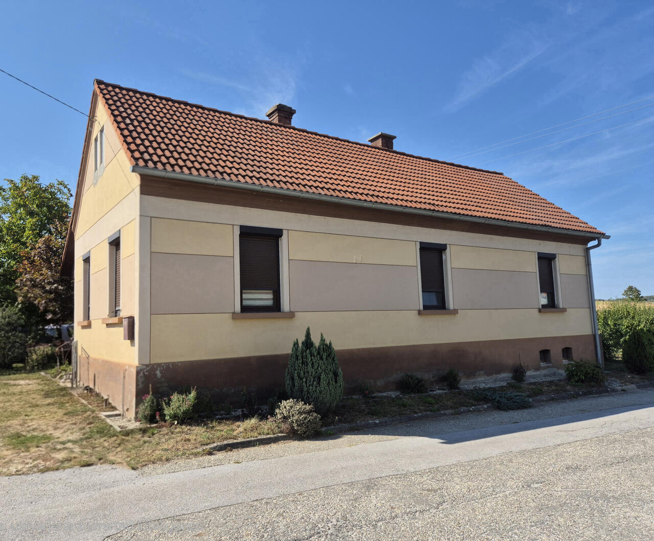 Casa a Murska Sobota, Slovenia, 109 m² - foto 1