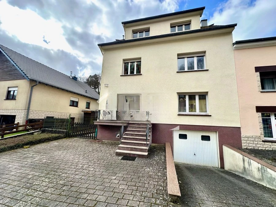Flat in Luxembourg, Luxembourg, 102 m² - picture 1