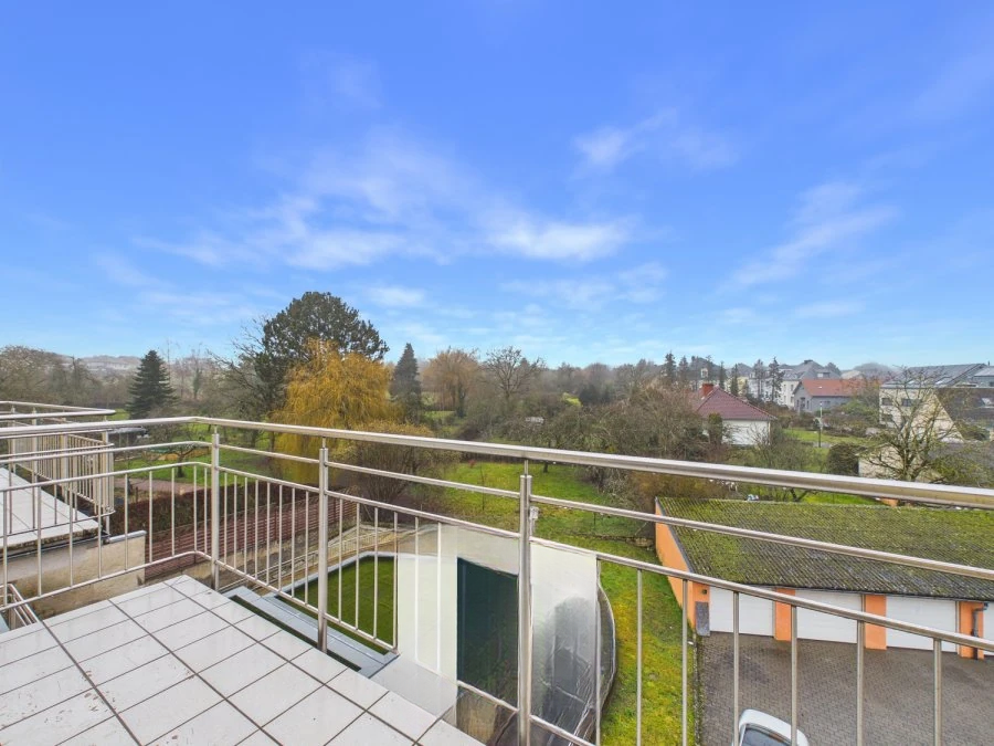 Flat in Luxembourg, Luxembourg, 189 m² - picture 1