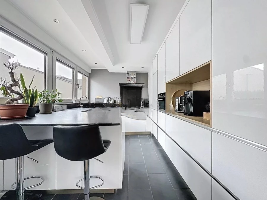 Flat in Luxembourg, Luxembourg, 87 m² - picture 1