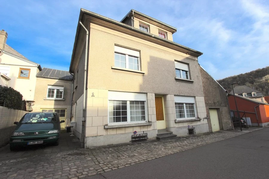 Flat in Luxembourg, Luxembourg, 461 m² - picture 1
