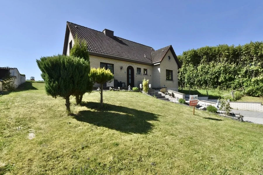 Flat in Derenbach, Luxembourg, 170 m² - picture 1
