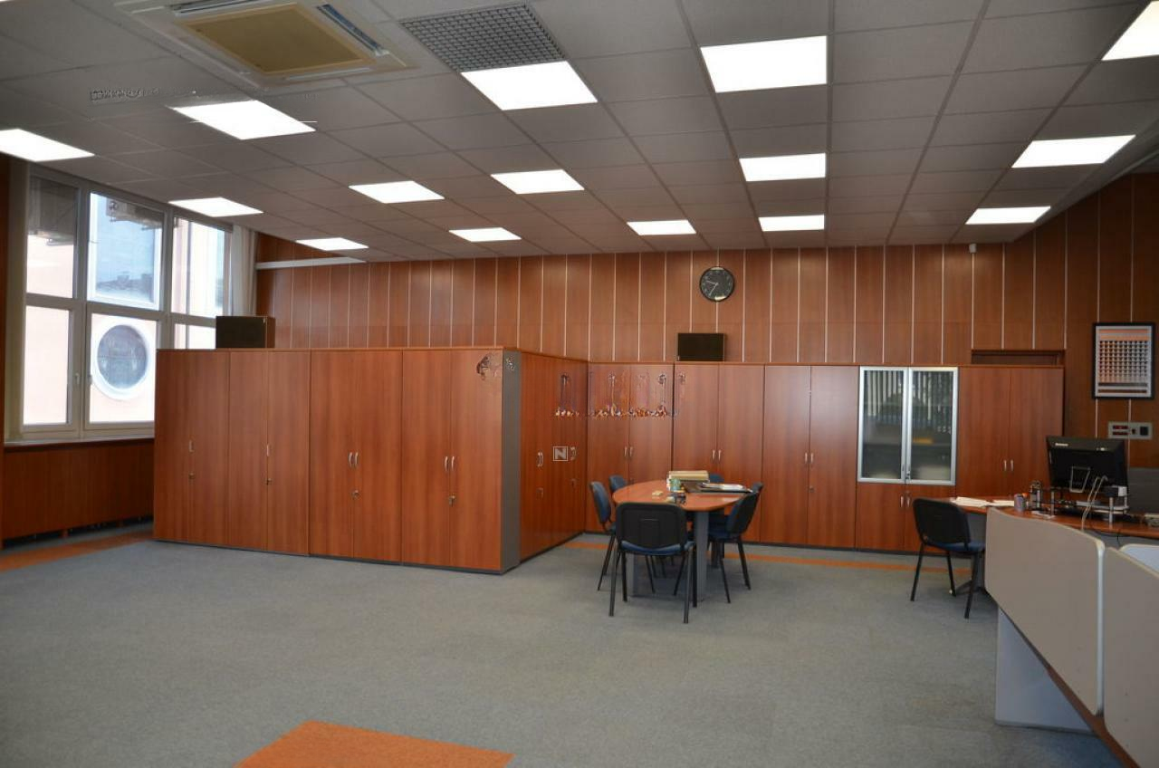 Büro in Ljubljana, Slowenien, 950 m² - Foto 2