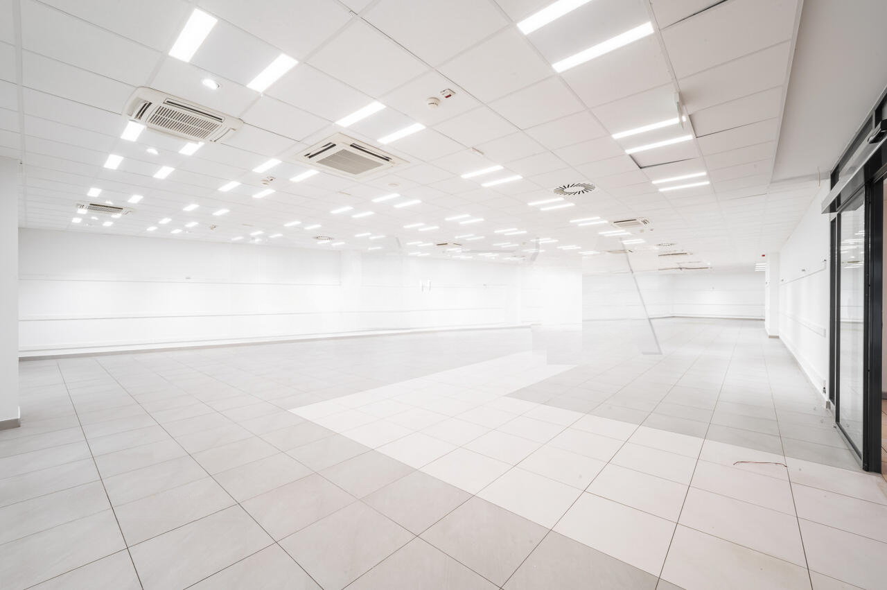 Büro in Ljubljana, Slowenien, 458 m² - Foto 2