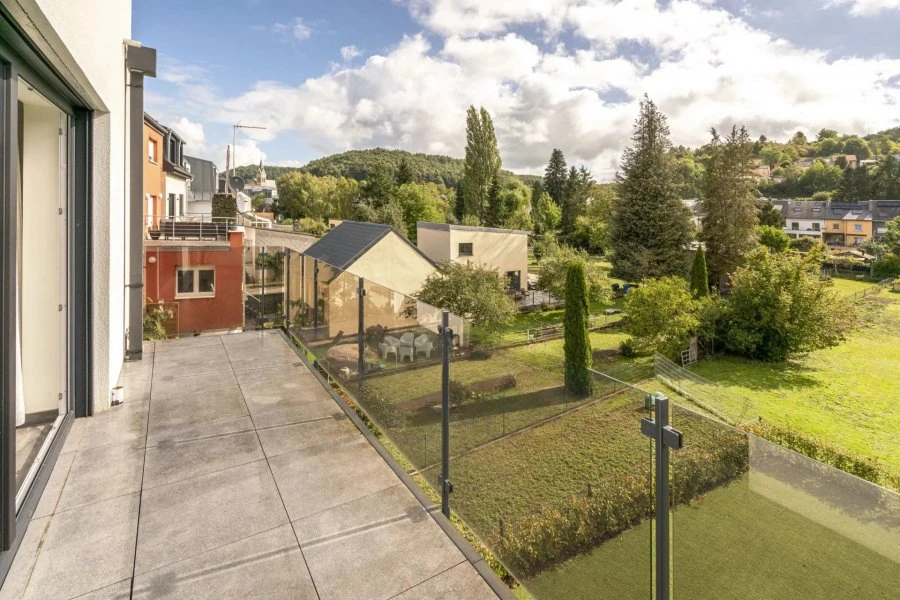 Flat in Luxembourg, Luxembourg, 110 m² - picture 2