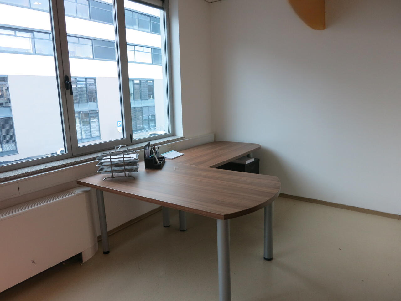 Oficina en Liubliana, Eslovenia, 500 m² - imagen 2