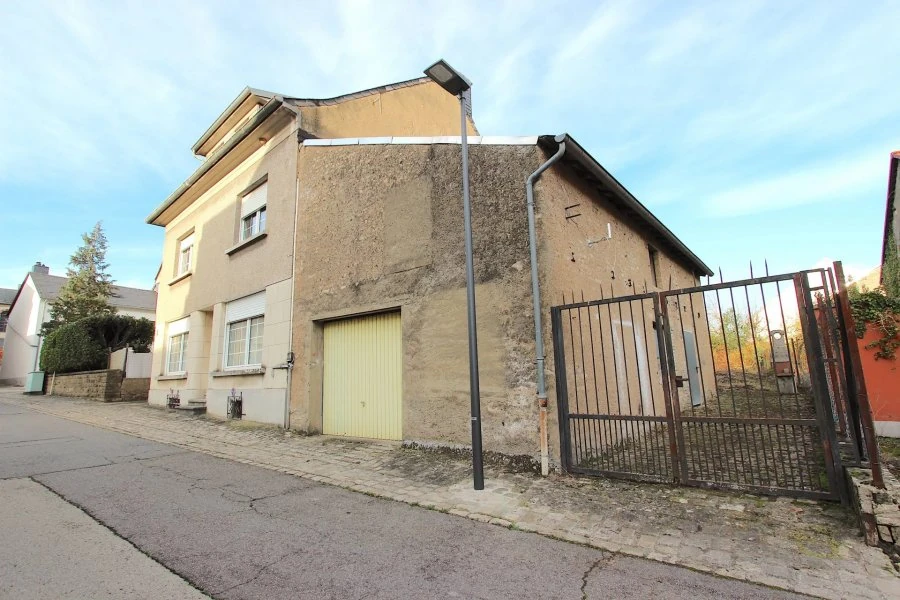 Flat in Luxembourg, Luxembourg, 461 m² - picture 2