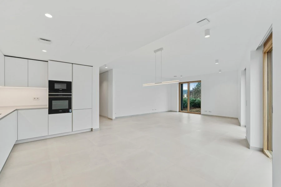 Flat in Luxembourg, Luxembourg, 124 m² - picture 2