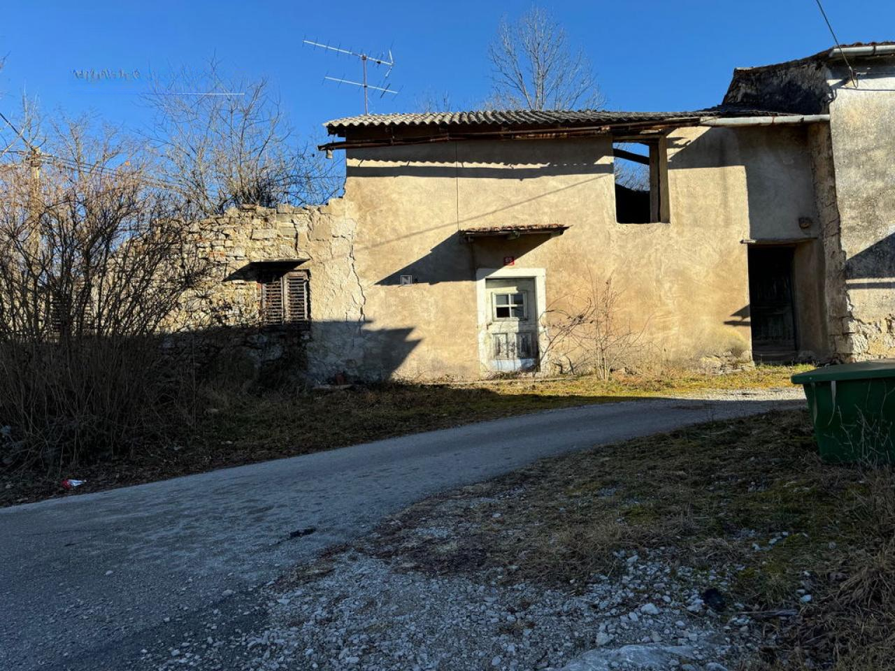 Casa a Sesana, Slovenia, 157 m² - foto 2