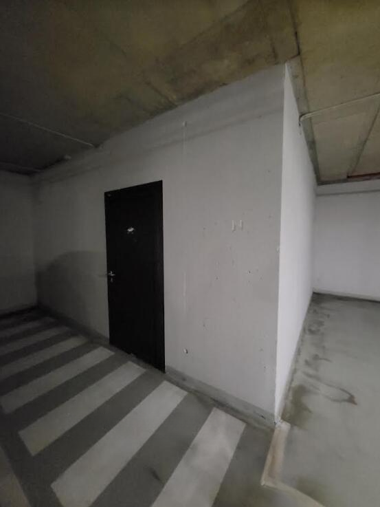 Oficina en Liubliana, Eslovenia, 21 m² - imagen 2