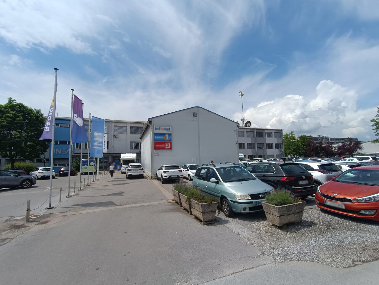 Office in Ljubljana, Slovenia, 2 163 m² - picture 2